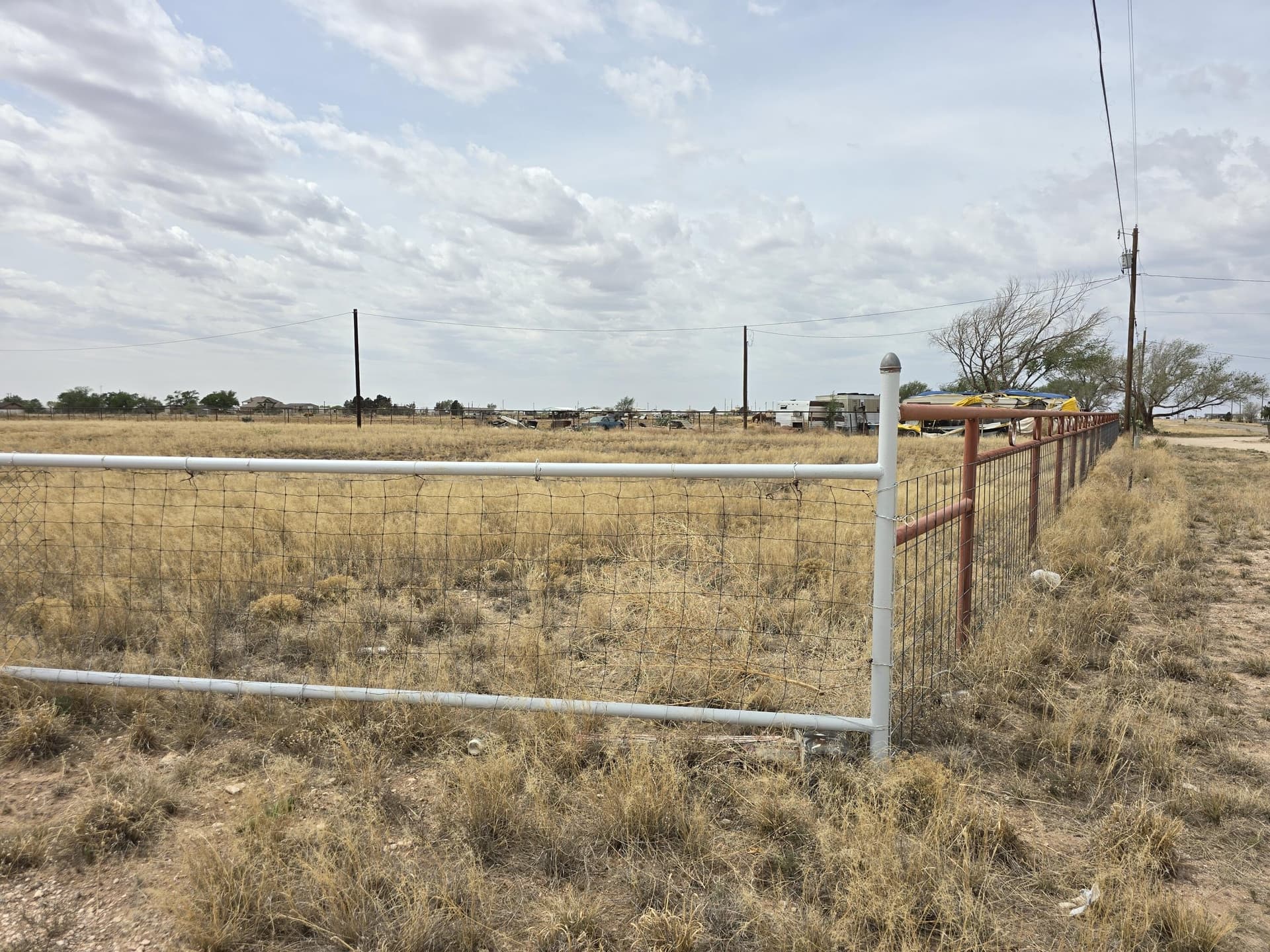 3.35 acres in Gaines County gallery image 2