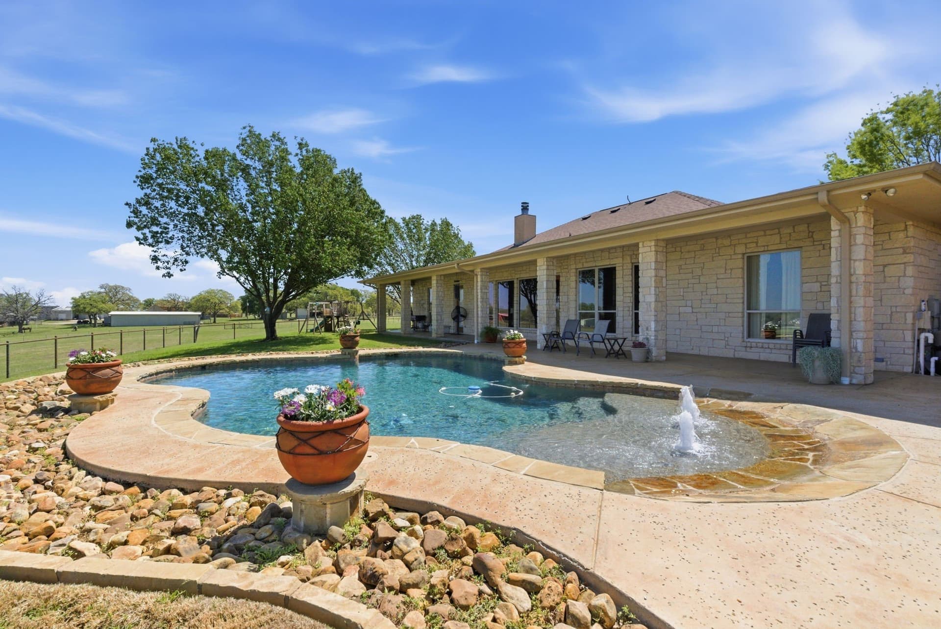 28.25 acres in Parker County