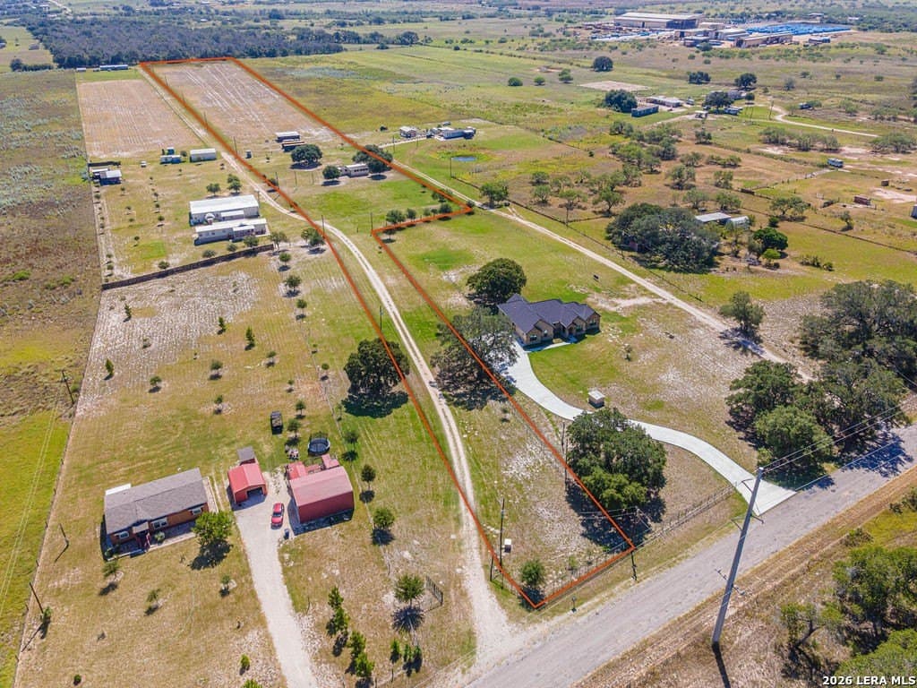 10.76 acres in Wilson County