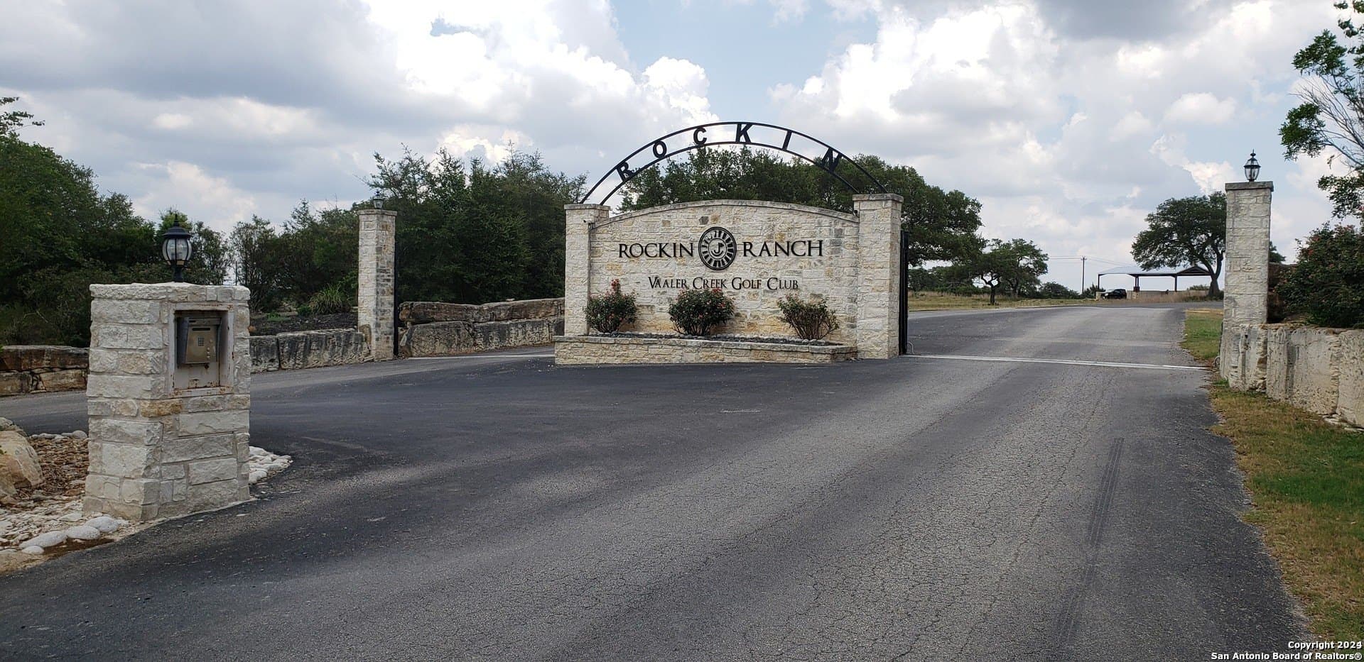 0.31 acres in Blanco County - photo 10