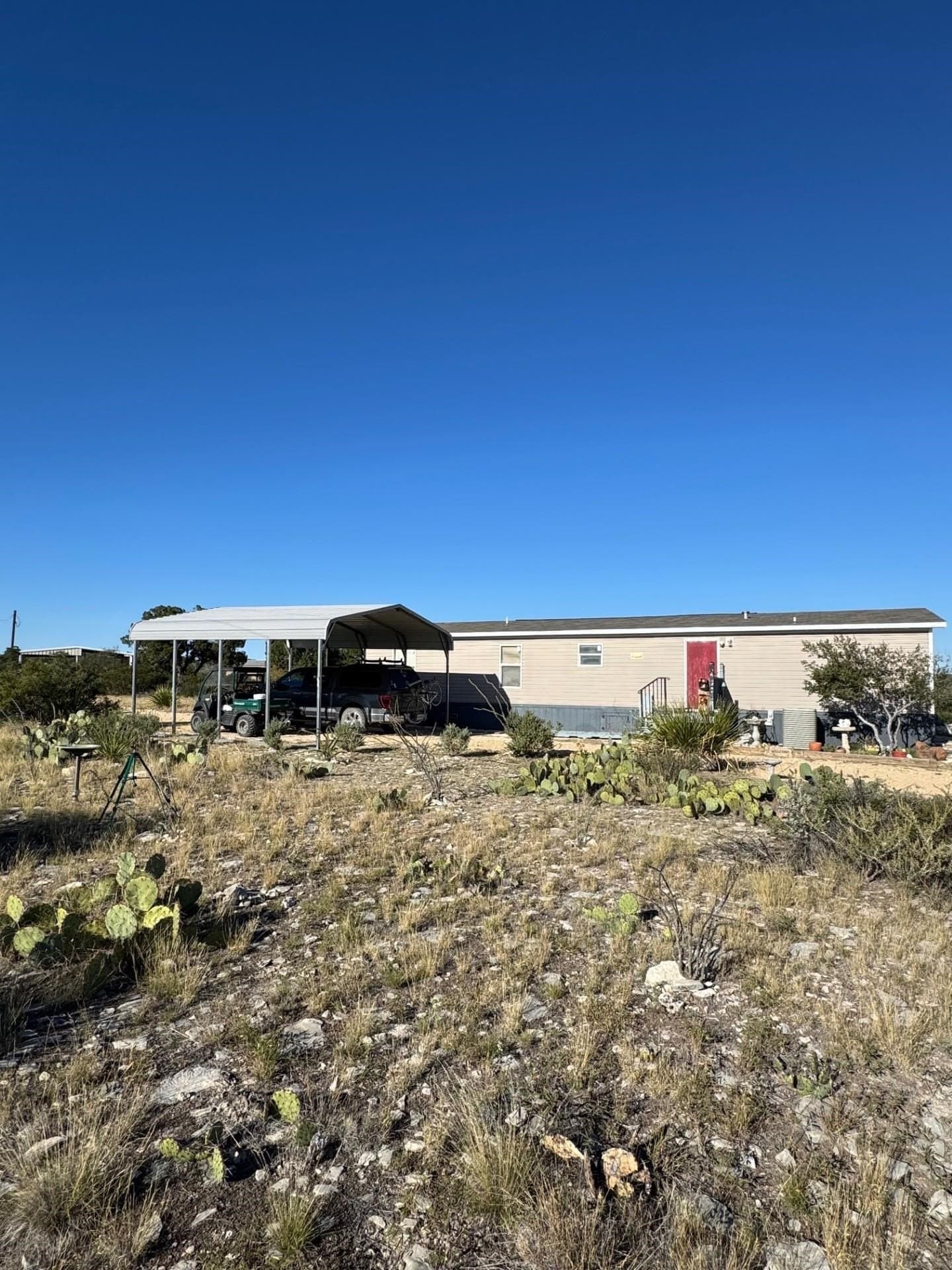 153 acres in Val Verde County gallery image 3