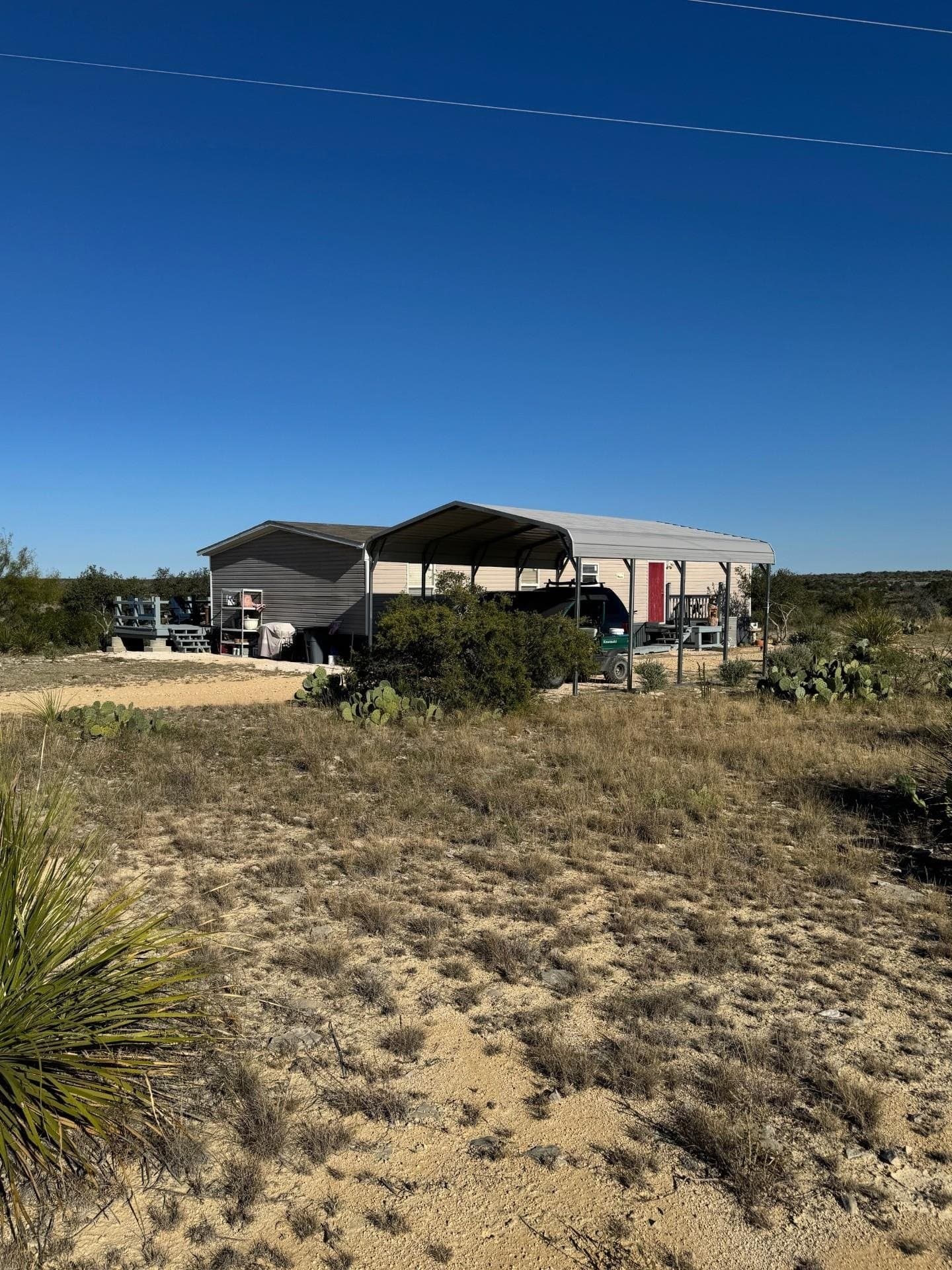 153 acres in Val Verde County gallery image 4
