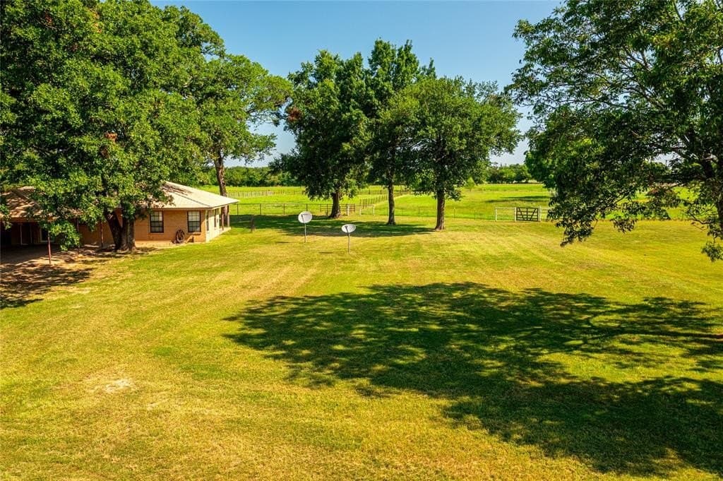 17.95 acres in Hunt County featured view