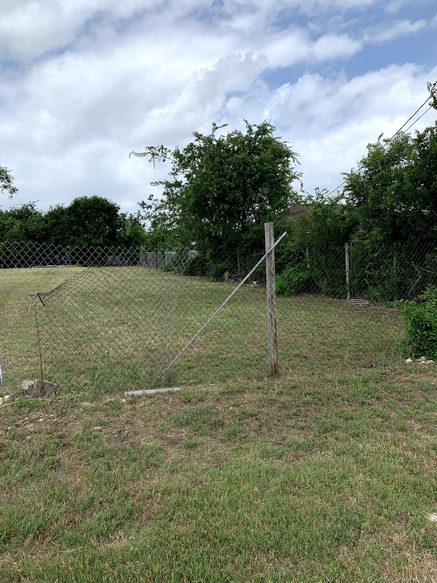 0.33 acres in Tarrant County gallery image 2