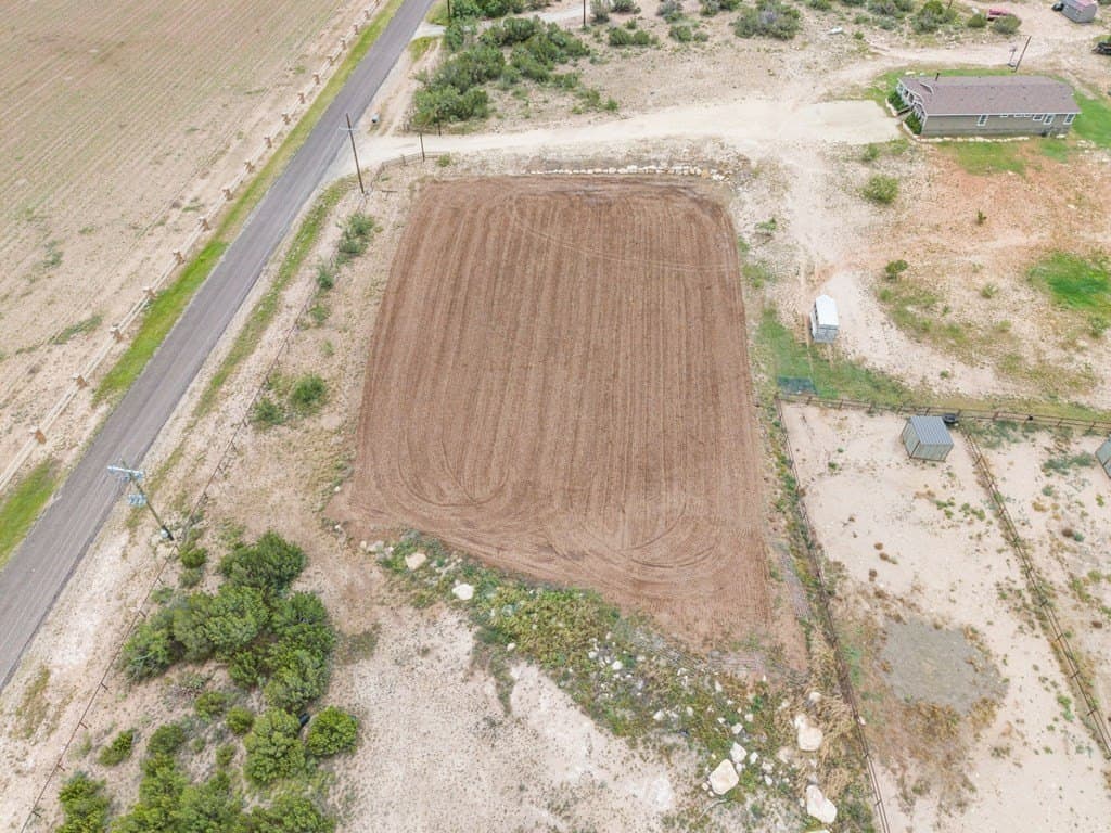 16.37 acres in Howard County - photo 101