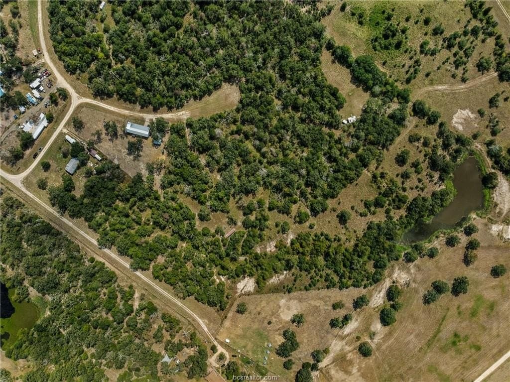 4.89 acres in Burleson County - photo 17