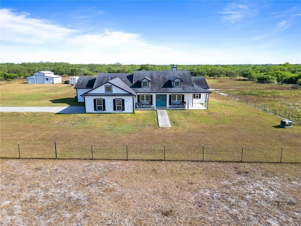 10 acres in Kleberg County - photo 35