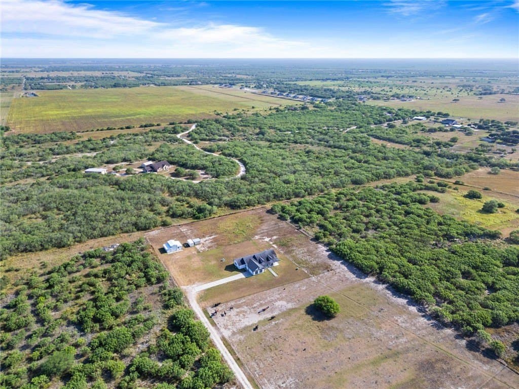 10 acres in Kleberg County - photo 37