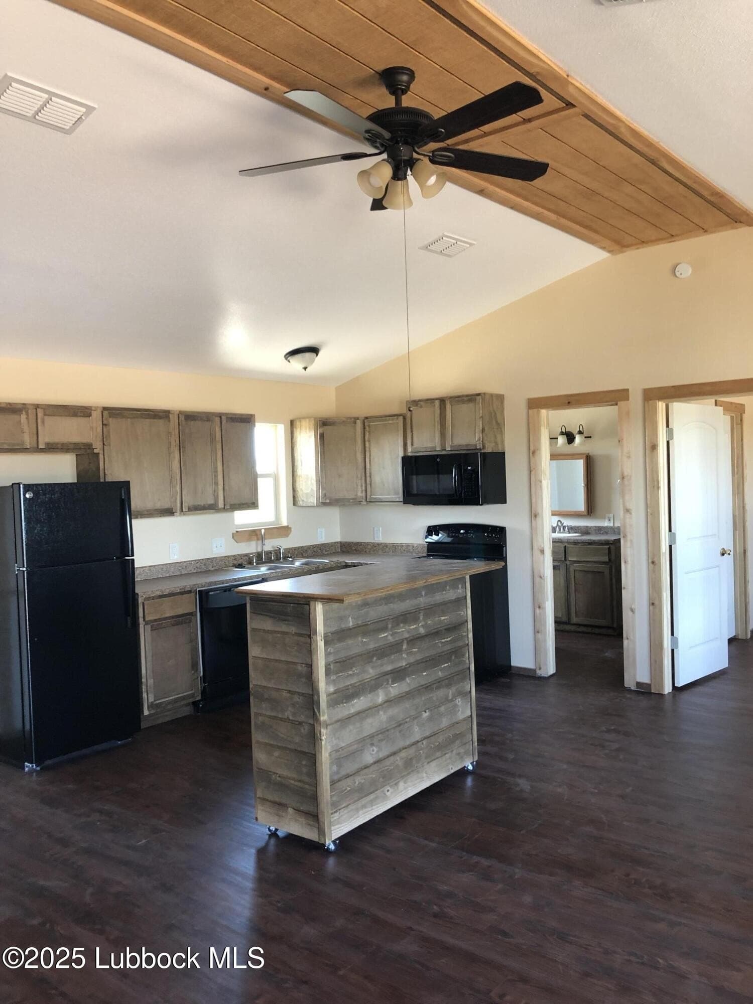 11.02 acres in Lubbock County gallery image 4