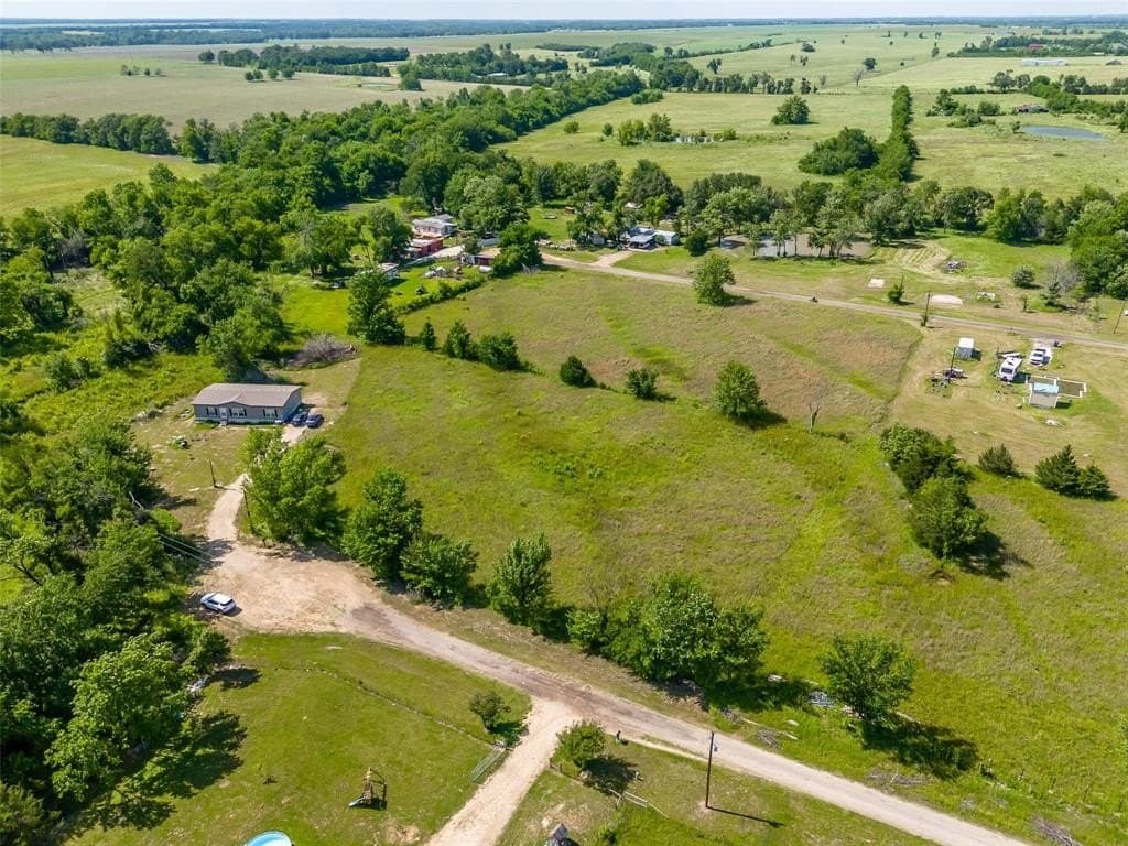 1.93 acres in Lamar County