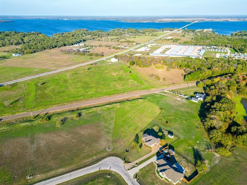 1.47 acres in Navarro County gallery image 4