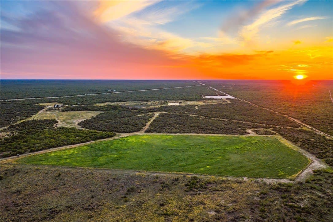 0 acres in McMullen County - photo 3