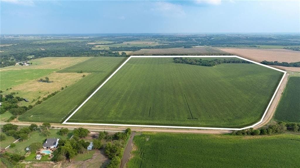 120 acres in McLennan County