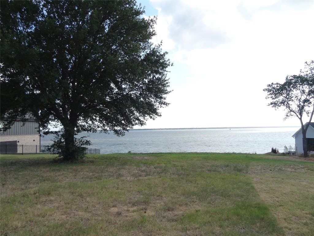 0.59 acres in Kaufman County - photo 18