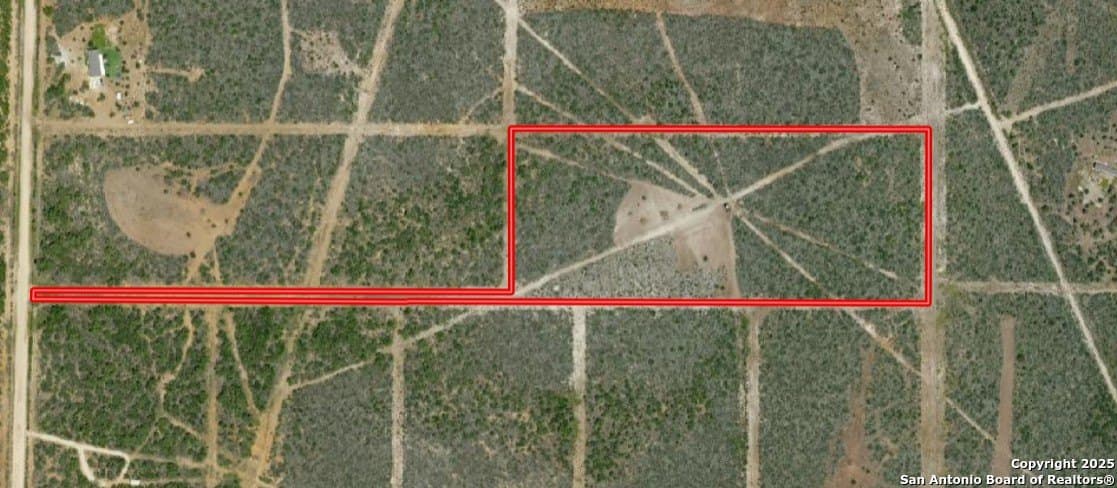 15 acres in Frio County gallery image 2
