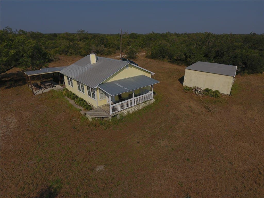 250 acres in Live Oak County