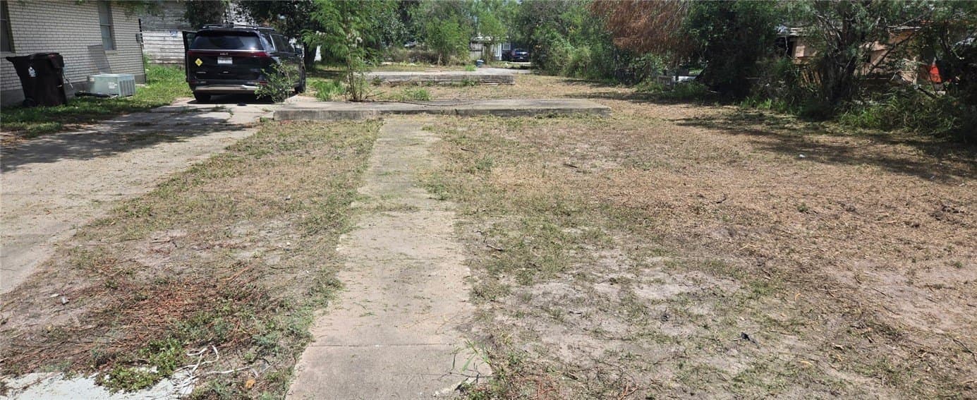 0.16 acres in Kleberg County - photo 6