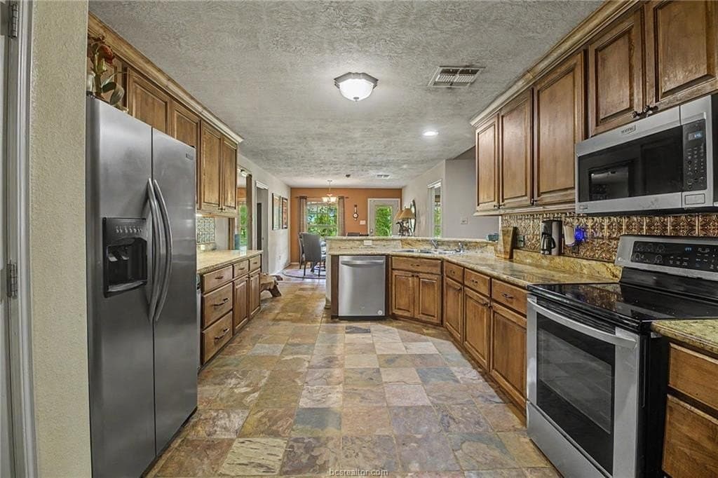 12 acres in Milam County - photo 6