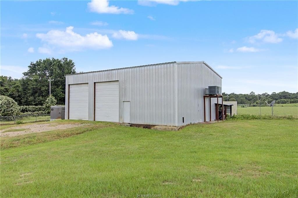 12 acres in Milam County - photo 21