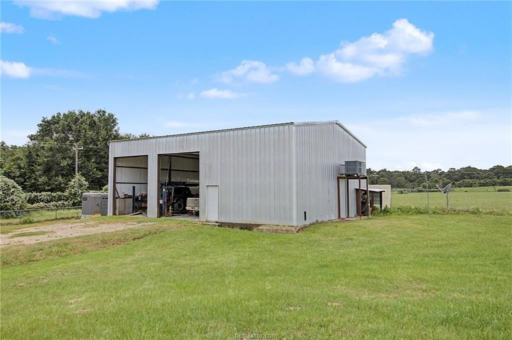 12 acres in Milam County - photo 23