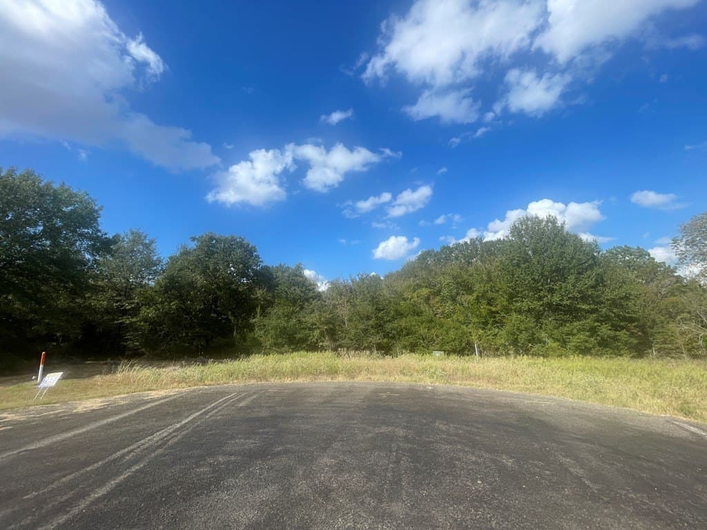 1.83 acres in Texas County gallery image 3