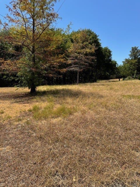 1 acres in Ellis County - photo 4