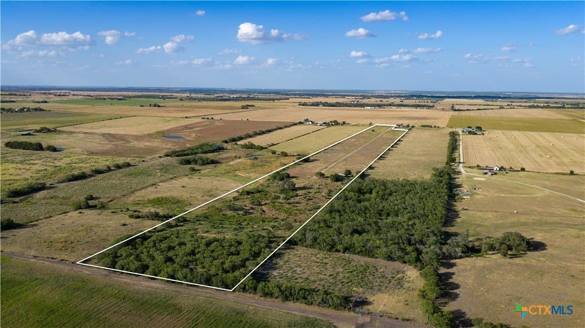 21.49 acres in Guadalupe County - photo 32