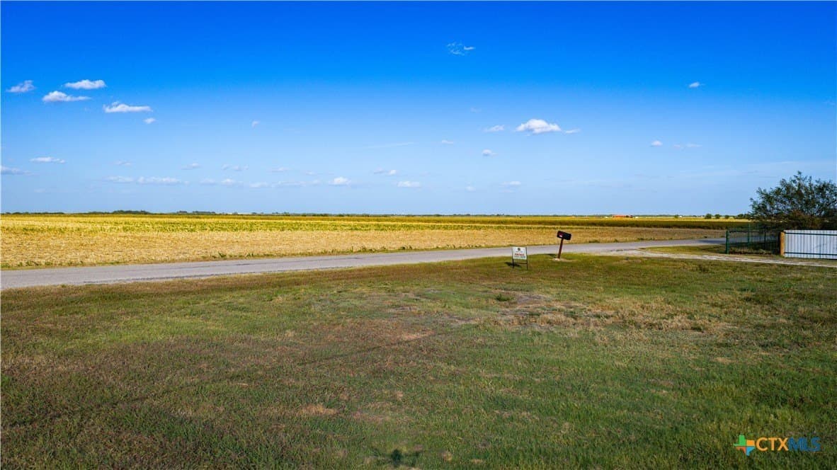 21.49 acres in Guadalupe County - photo 22