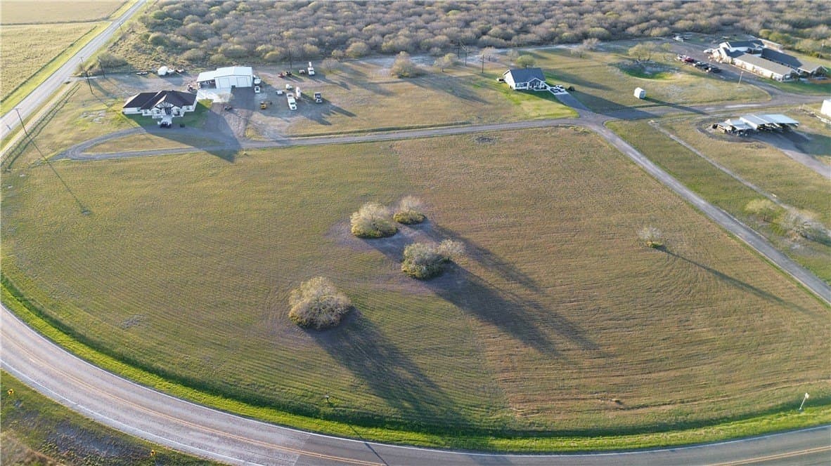 2.62 acres in Kleberg County gallery image 4