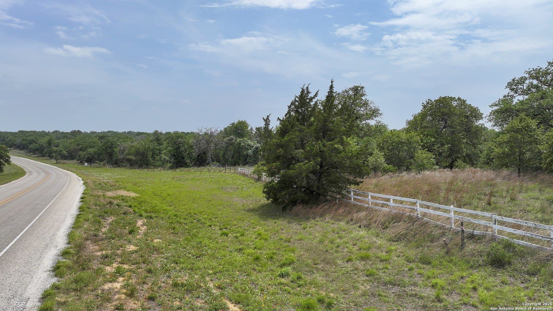 34.4 acres in Guadalupe County - photo 8