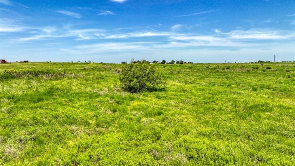 24.12 acres in Johnson County