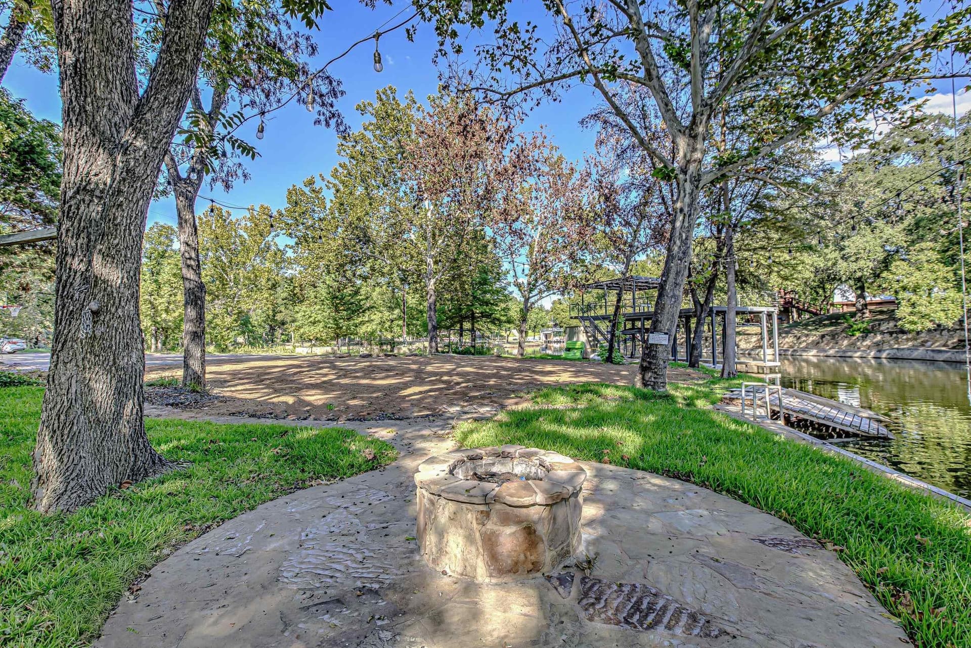 0.2 acres in Burnet County gallery image 3