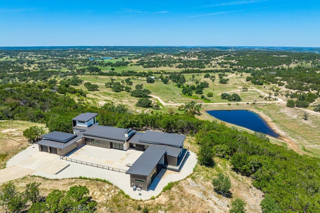 126.3 acres in Kerr County gallery image 3