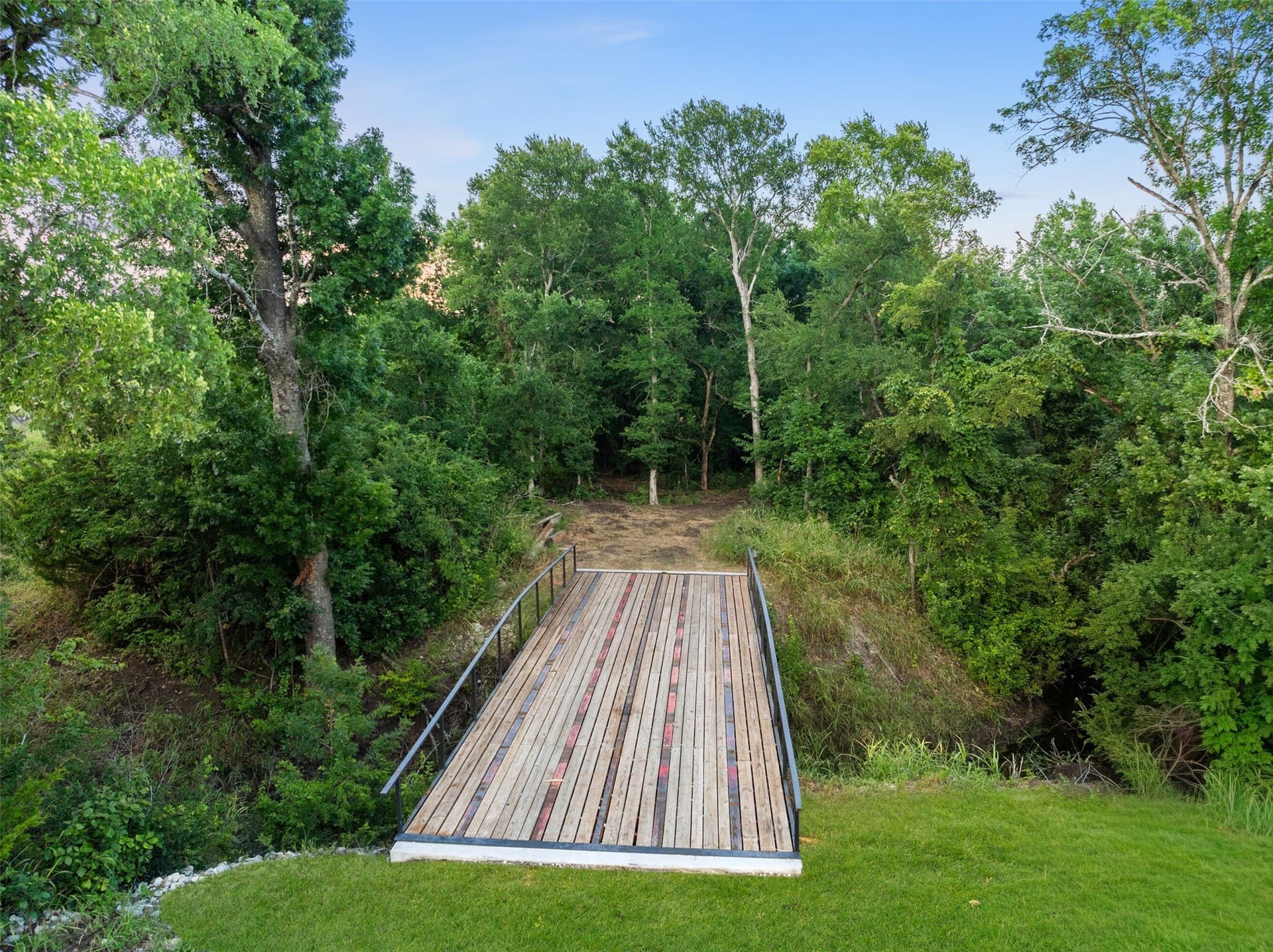 5.44 acres in Grayson County gallery image 2