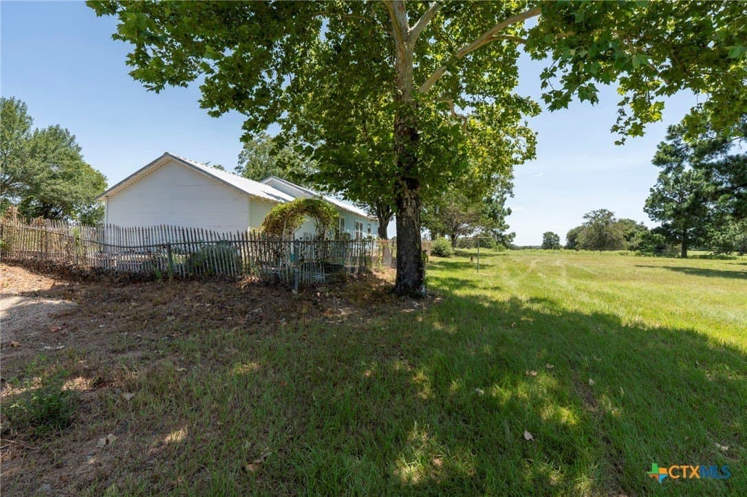 10.84 acres in Milam County - photo 23