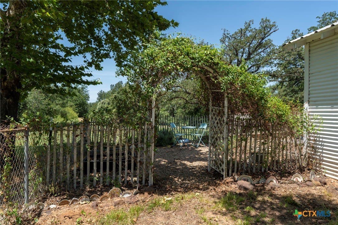 10.84 acres in Milam County - photo 19