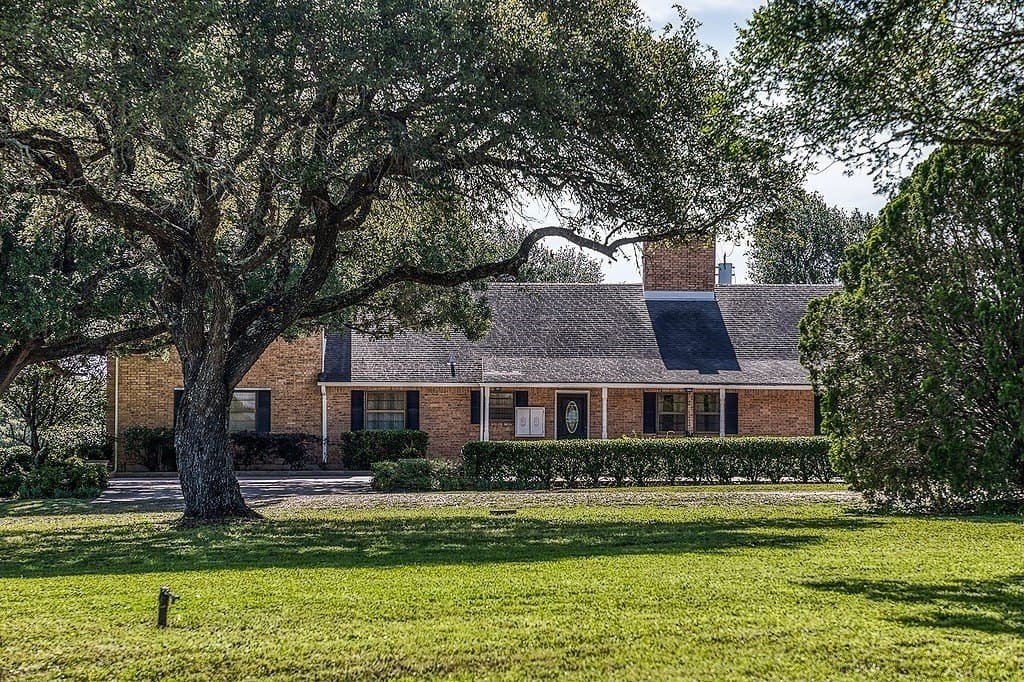 10 acres in Washington County