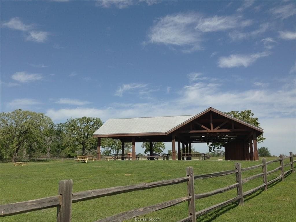 1.47 acres in Grimes County - photo 7