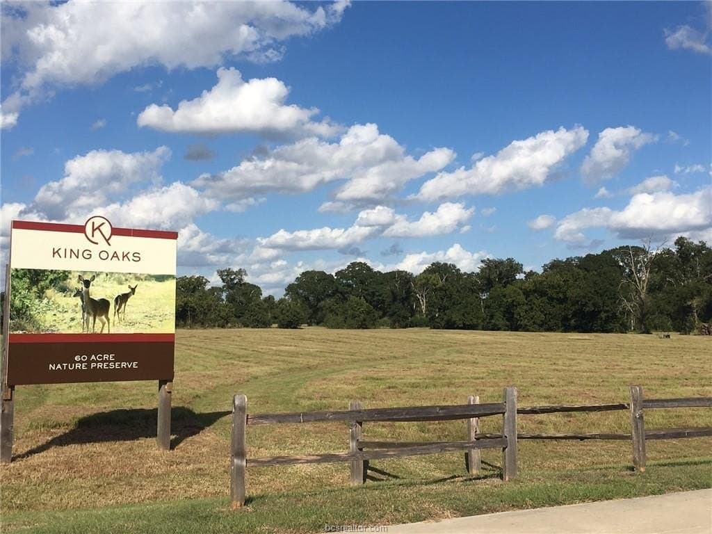 1.47 acres in Grimes County - photo 13