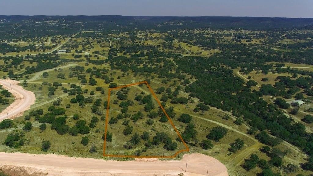 5.04 acres in Bastrop County