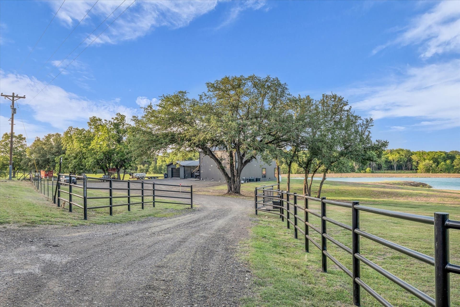 48.95 acres in Falls County - photo 2