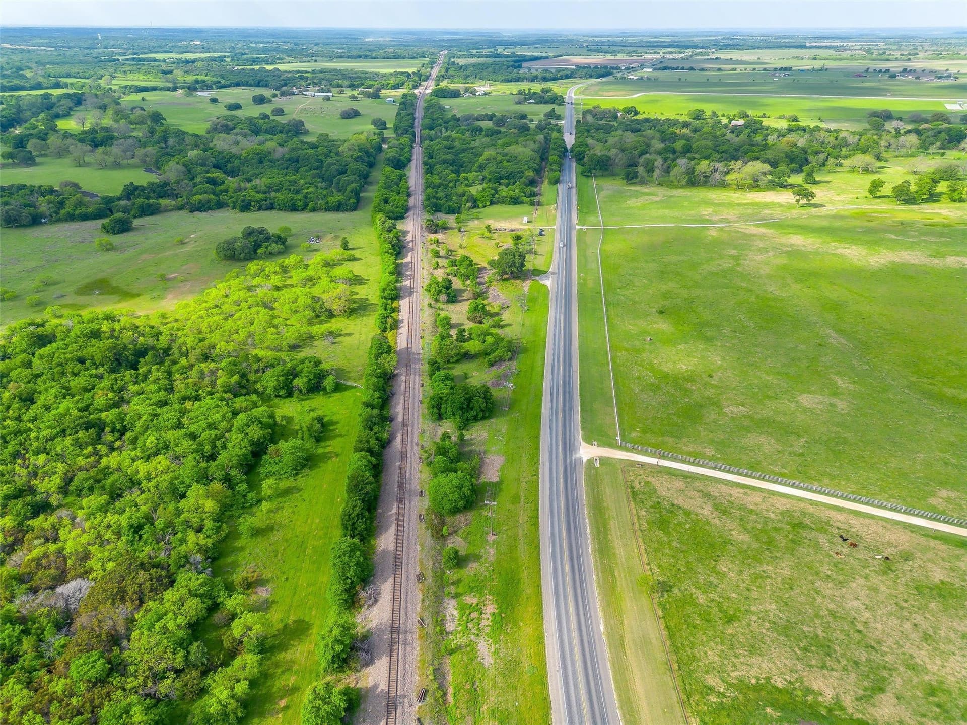 10.62 acres in Hill County - photo 4
