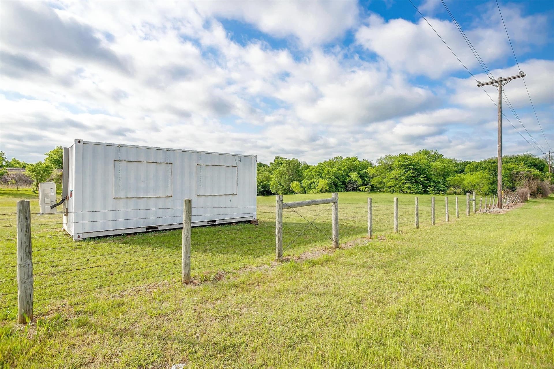 10.62 acres in Hill County - photo 14