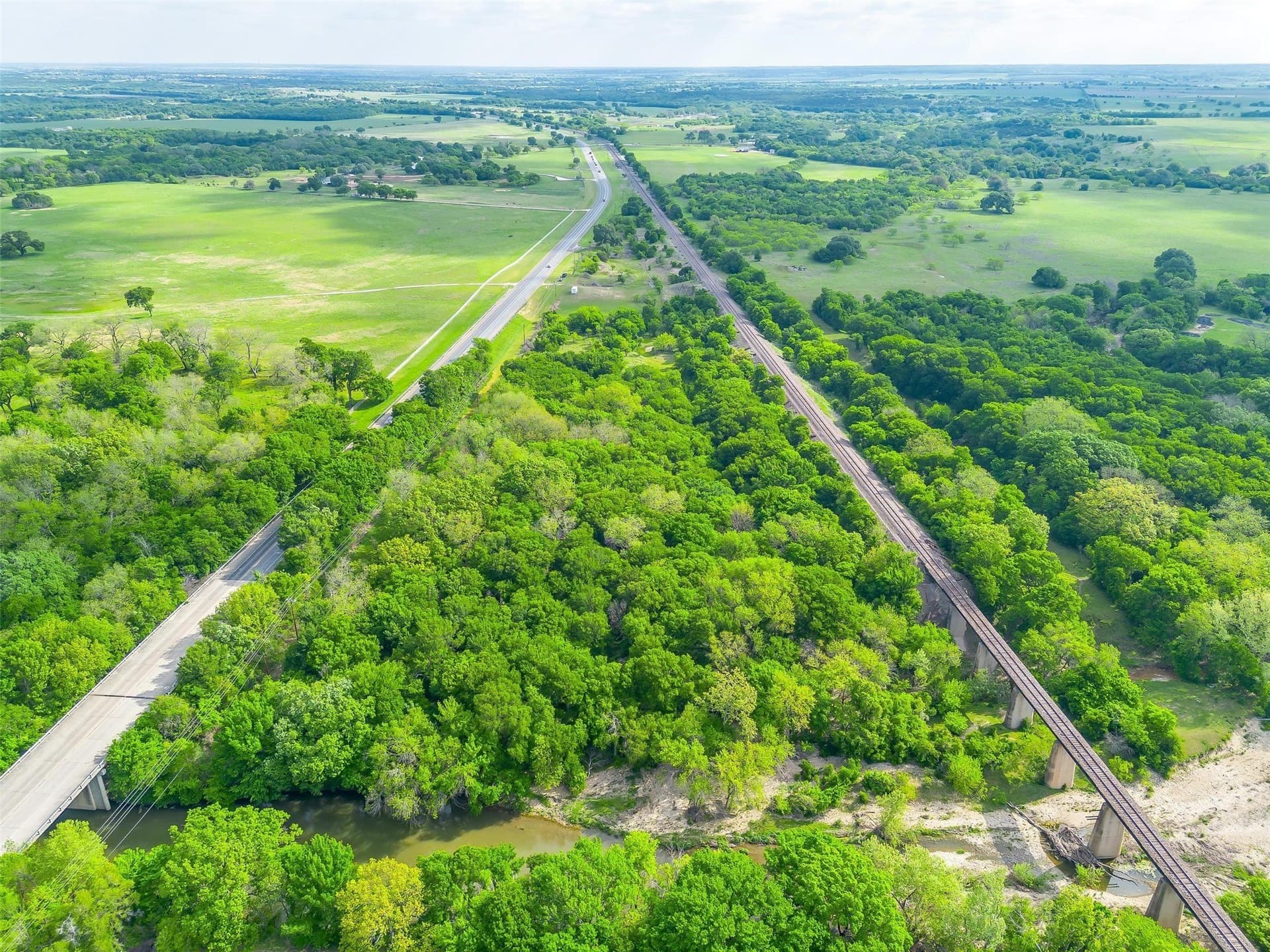 10.62 acres in Hill County - photo 6