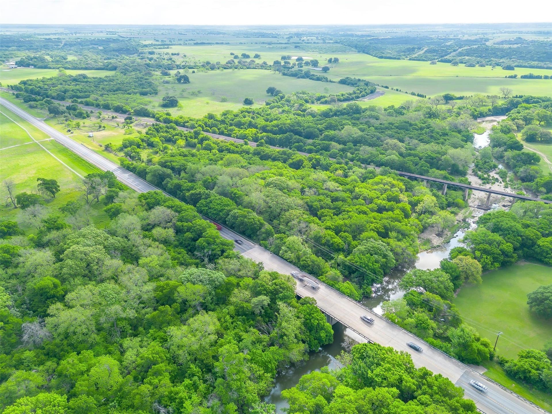 10.62 acres in Hill County - photo 3