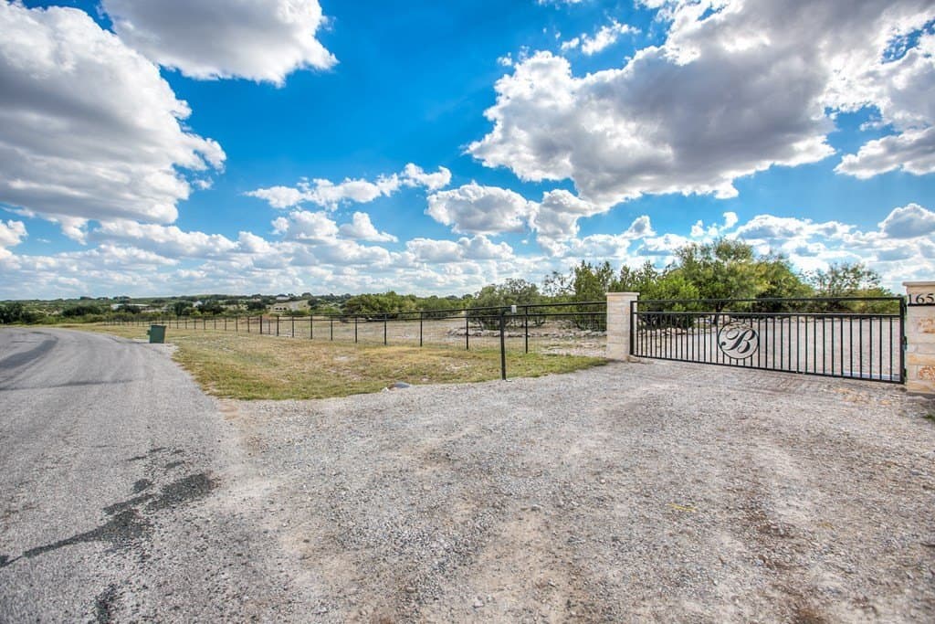 11.6 acres in Tom Green County gallery image 4