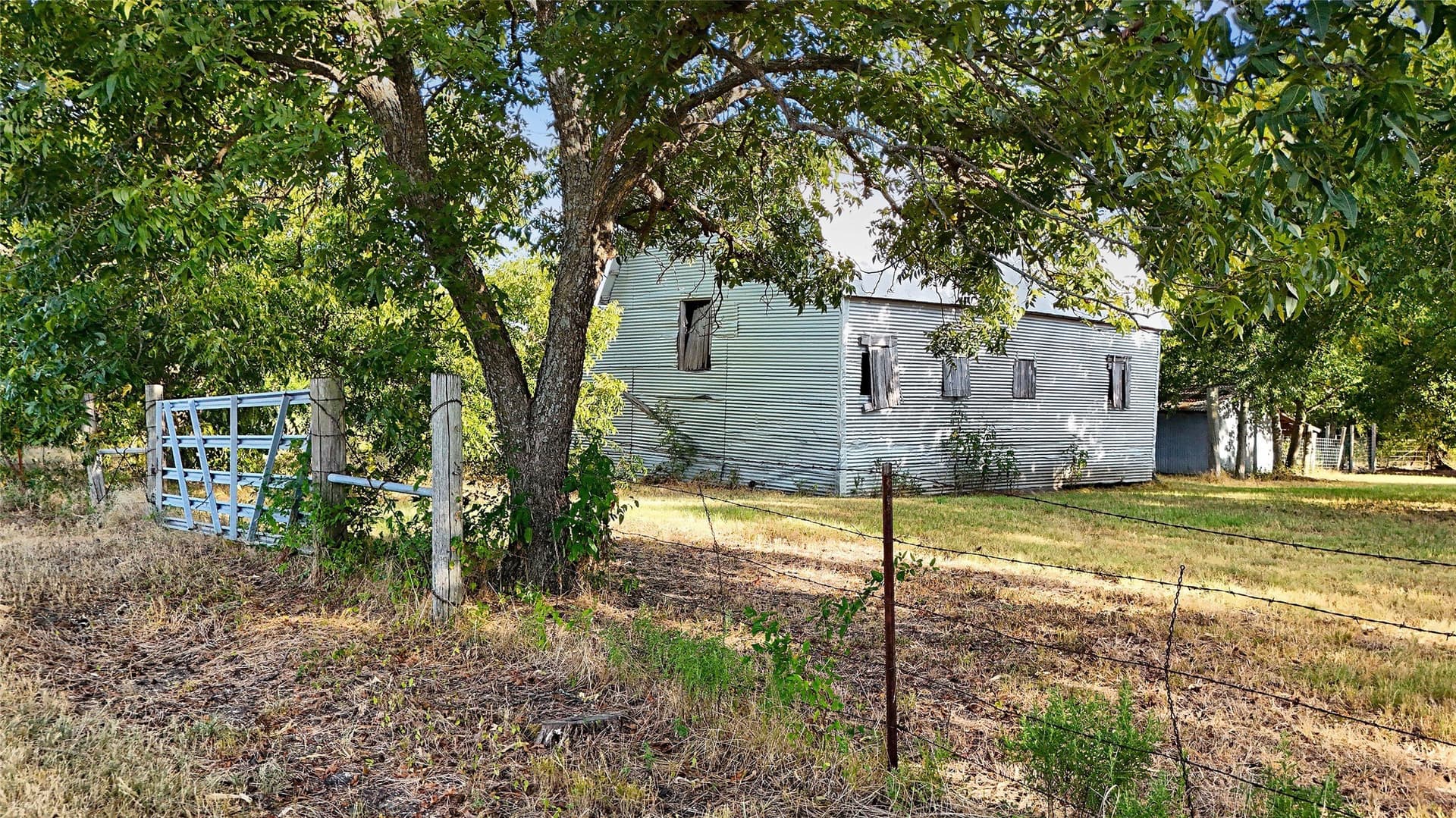 18.5 acres in Ellis County - photo 28