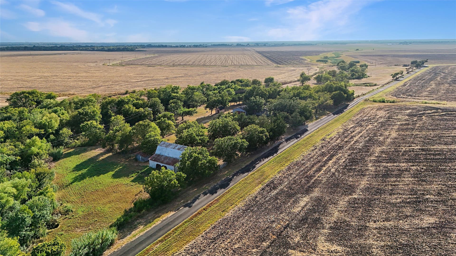 18.5 acres in Ellis County - photo 35