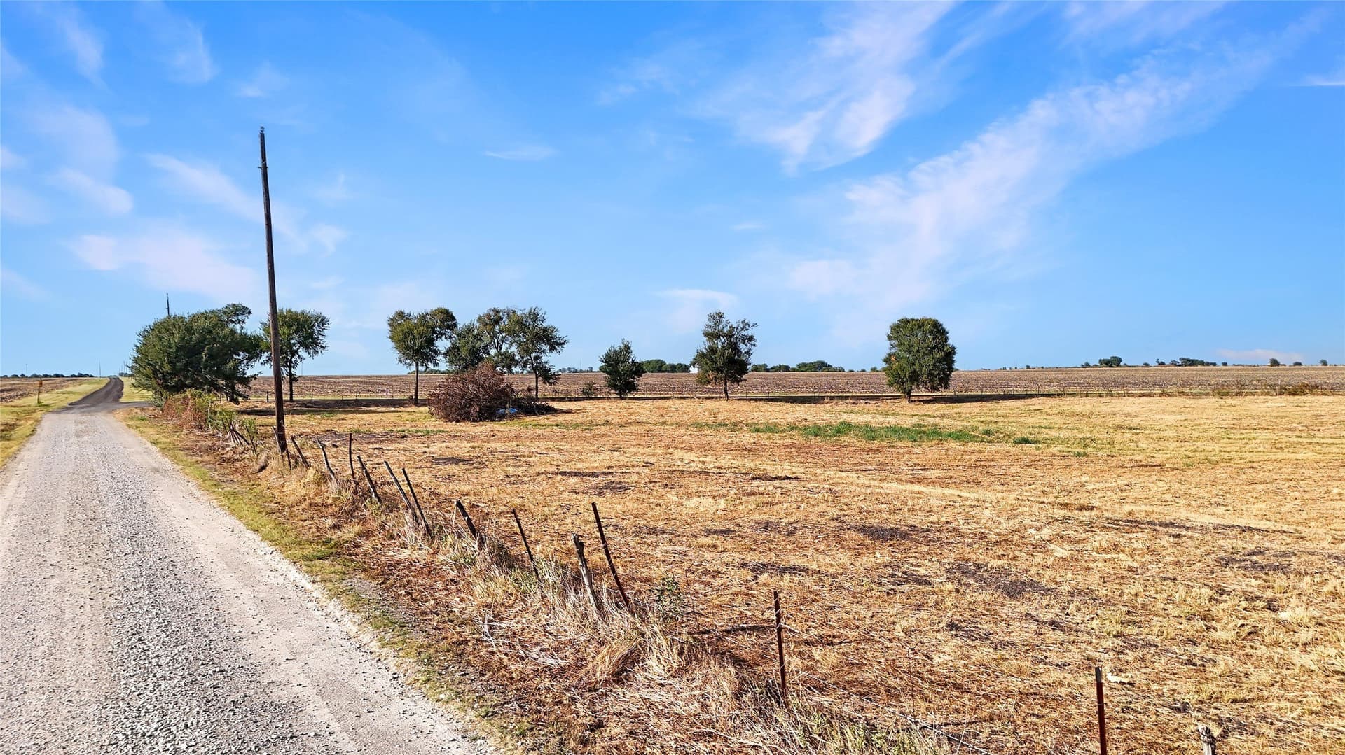 18.5 acres in Ellis County - photo 32