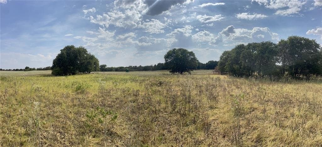 4.3 acres in Jones County featured view